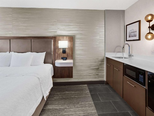 Hampton Inn By Hilton And Suites Downtown Chicago image 17