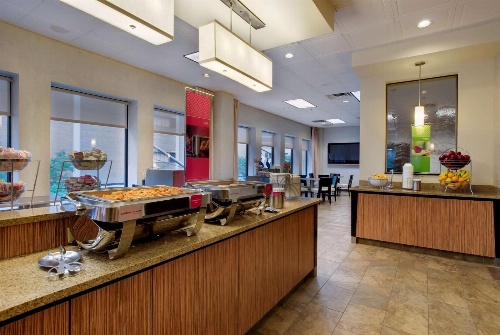 Hampton Inn By Hilton And Suites Downtown Chicago image 3