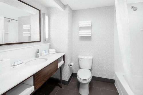 Hampton Inn By Hilton And Suites Downtown Chicago image 33